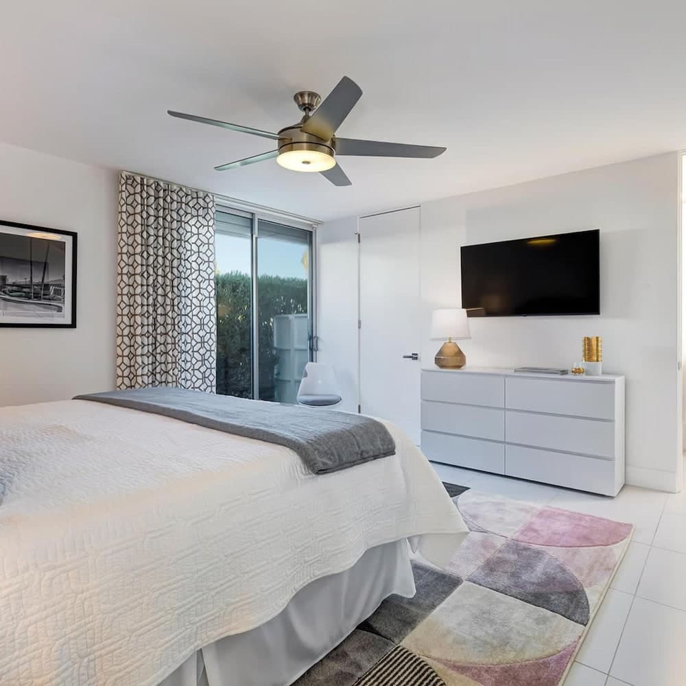 Indian Canyon Oasis - Image 29