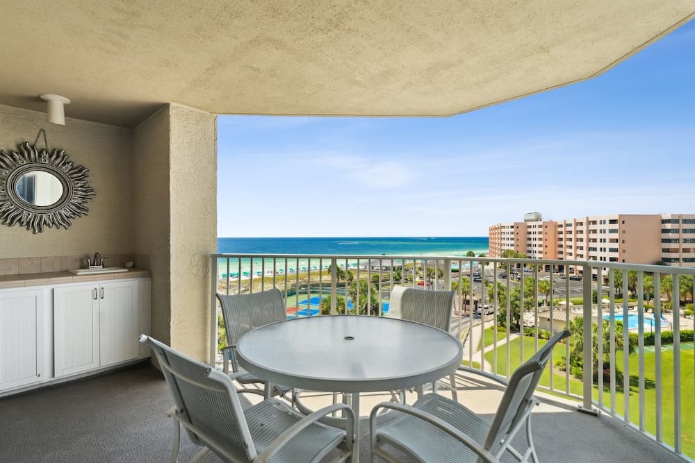 Inlet Reef Club - Image 2