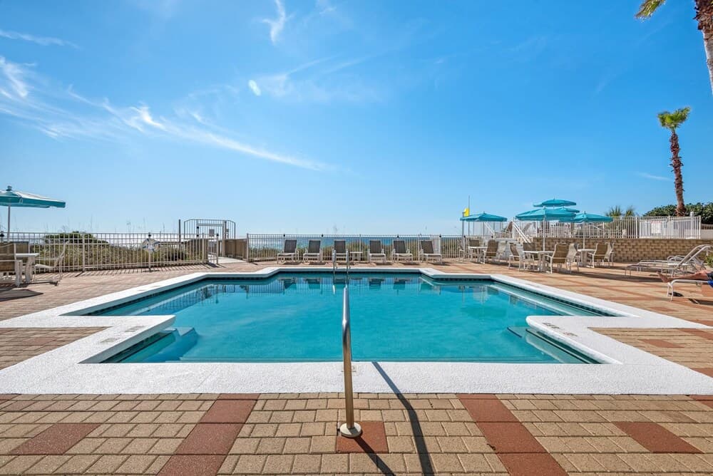 Fun in the Sun - Image 13