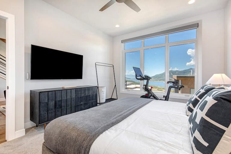 On Top of the Mountains - Image 20