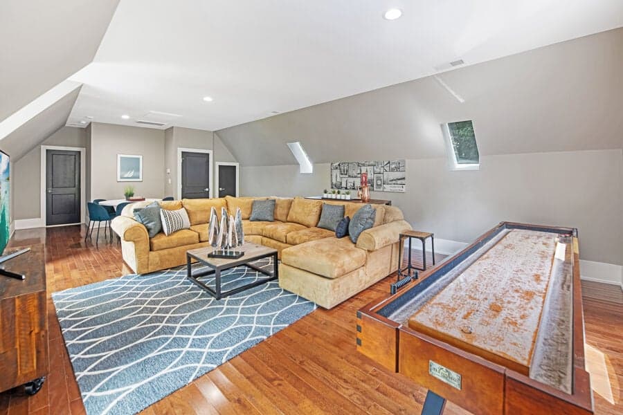 Sterling on Strawpocket - Image 32