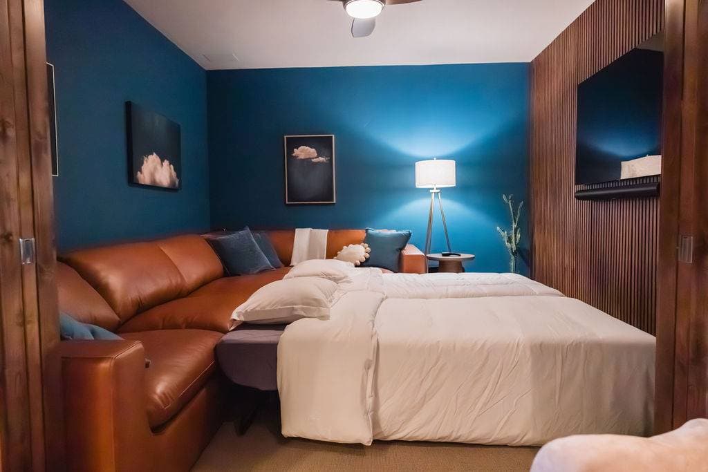 Seasons #607 - Image 21