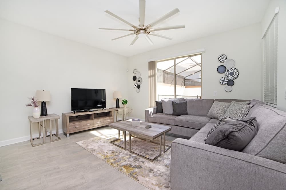 Memory Lane Villa #4834 - Image 1