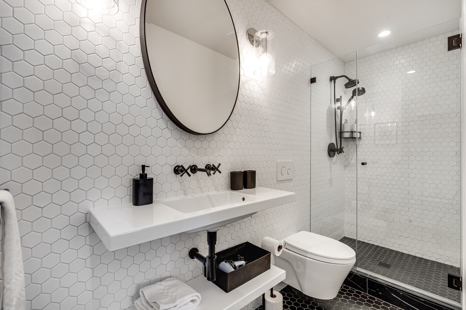 Guest House at Dalya Estate - Image 13