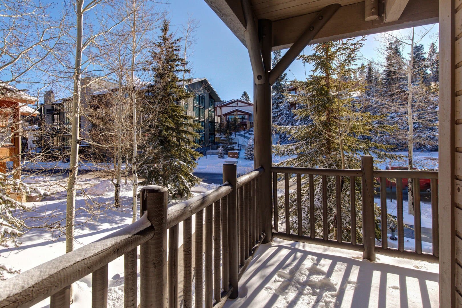 Black Bear Residence - Image 37