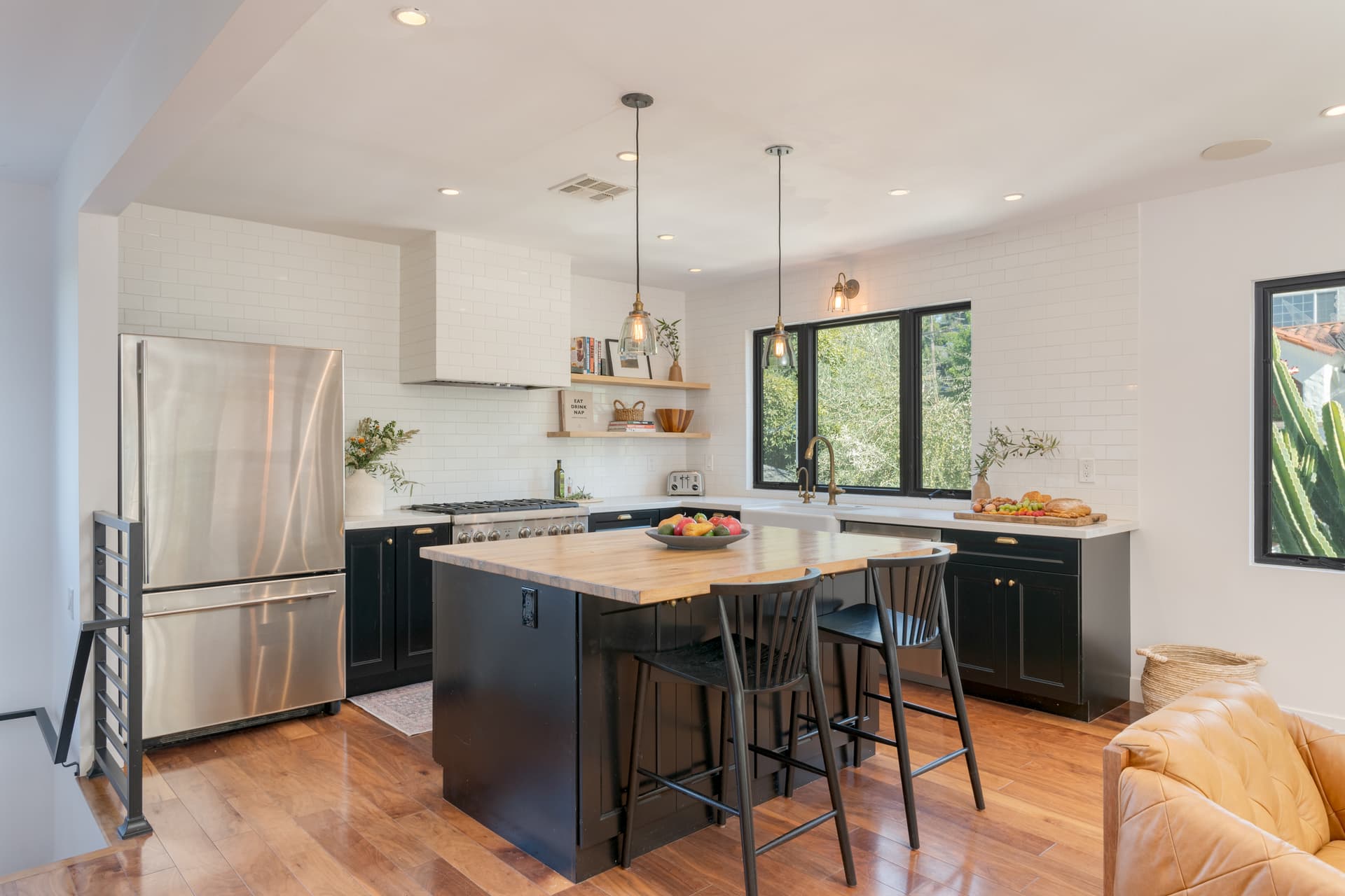 Silver Screen - Image 9