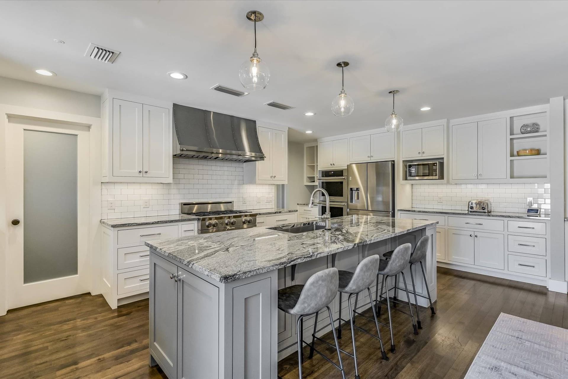 Austin Metro - Image 7