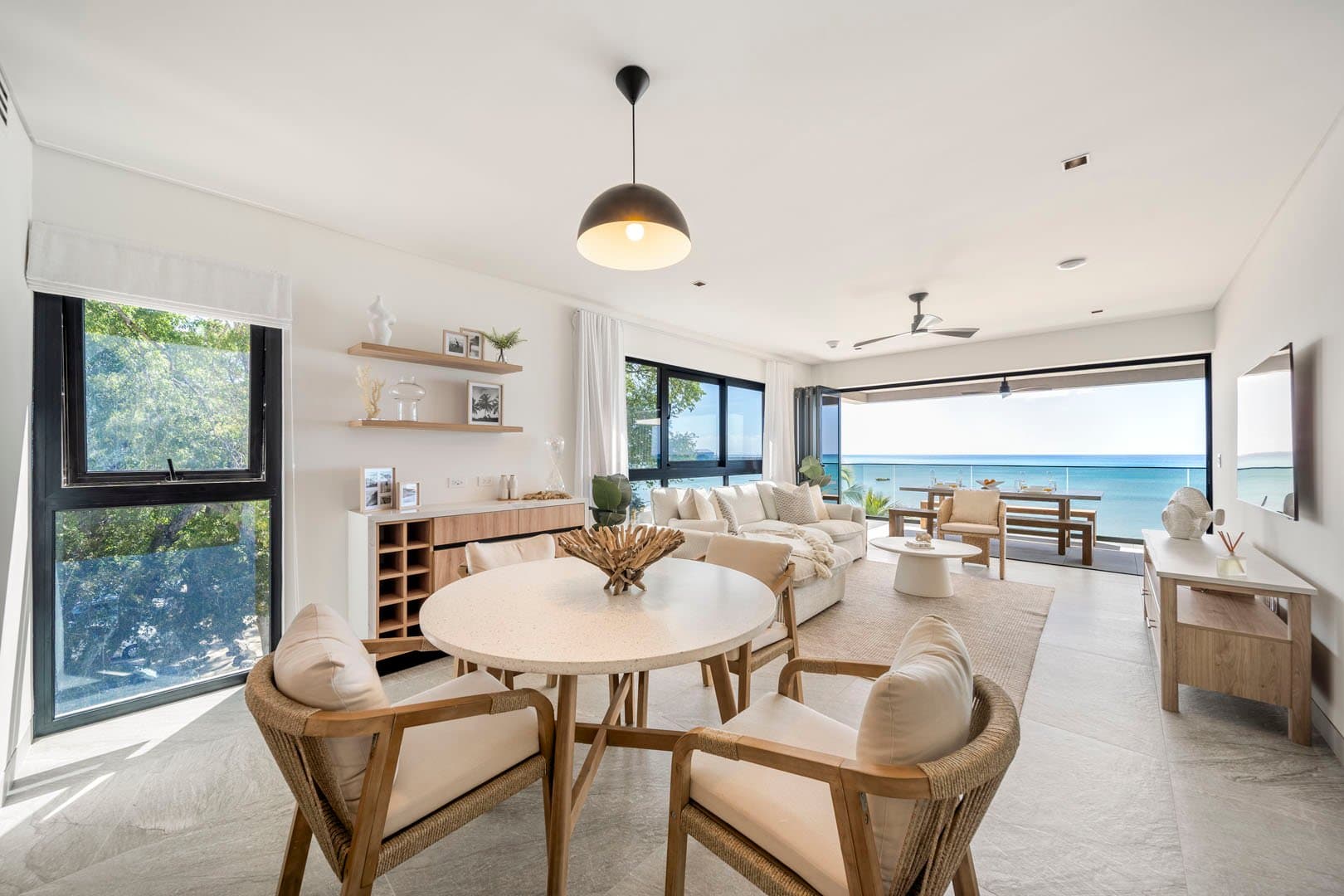 Allure #301 - Image 1