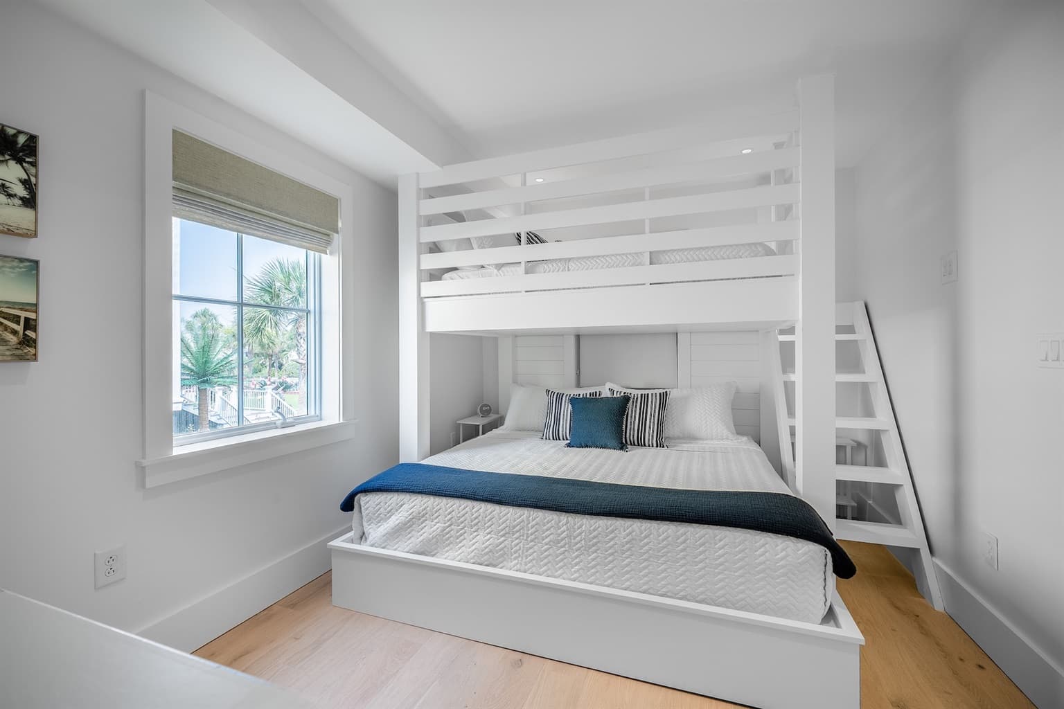 Palms Postcard - Image 19