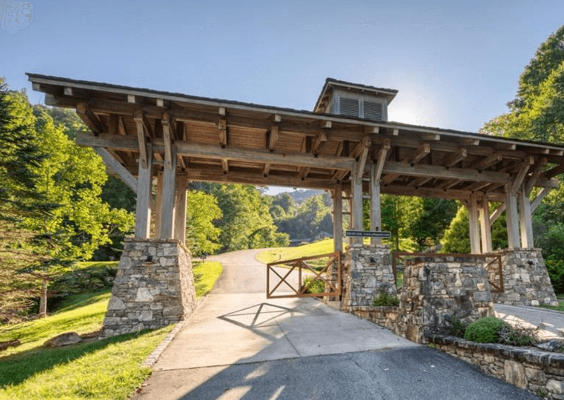 Whisper Mountain Lodge - Image 57