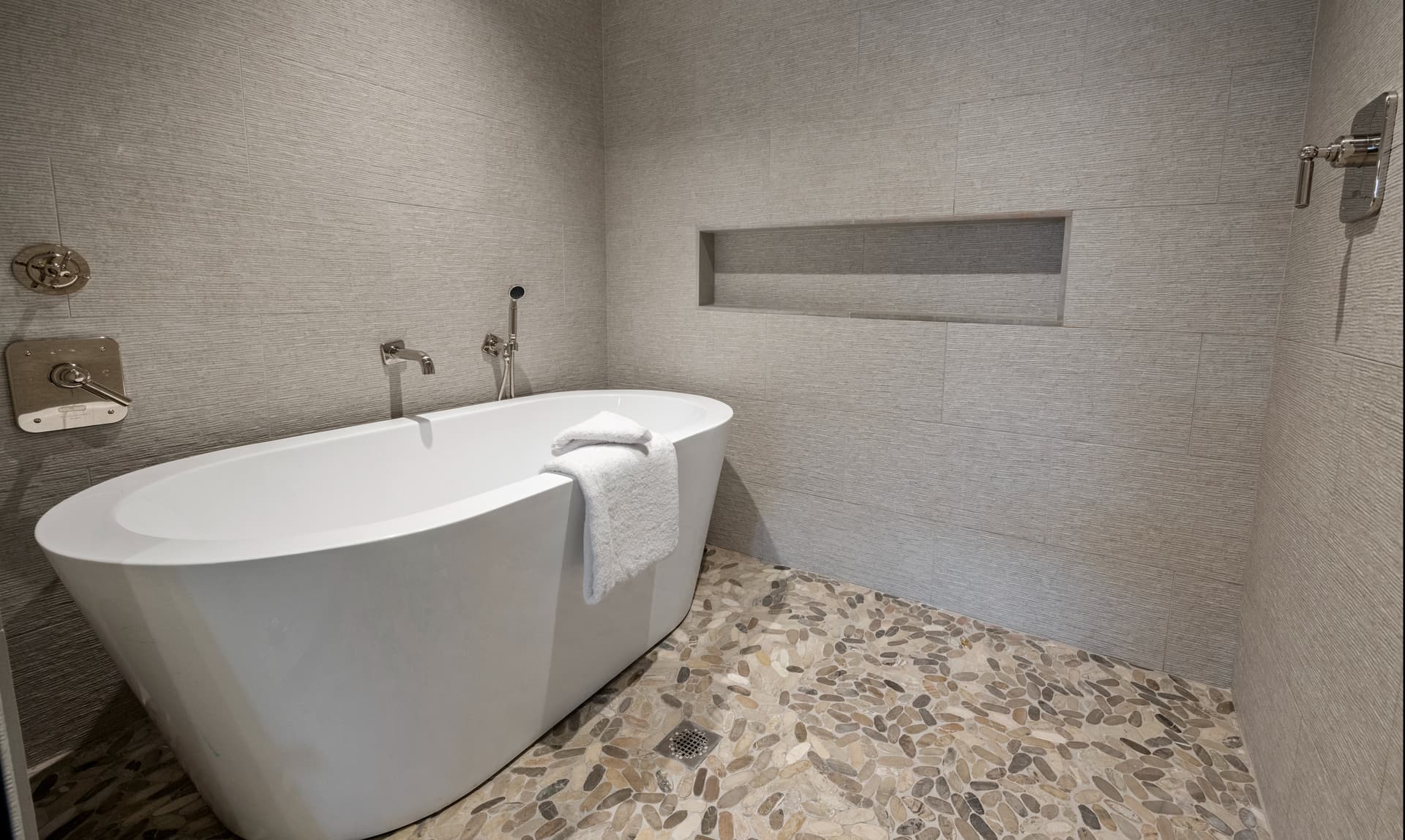 Arts District West #203 - Image 21