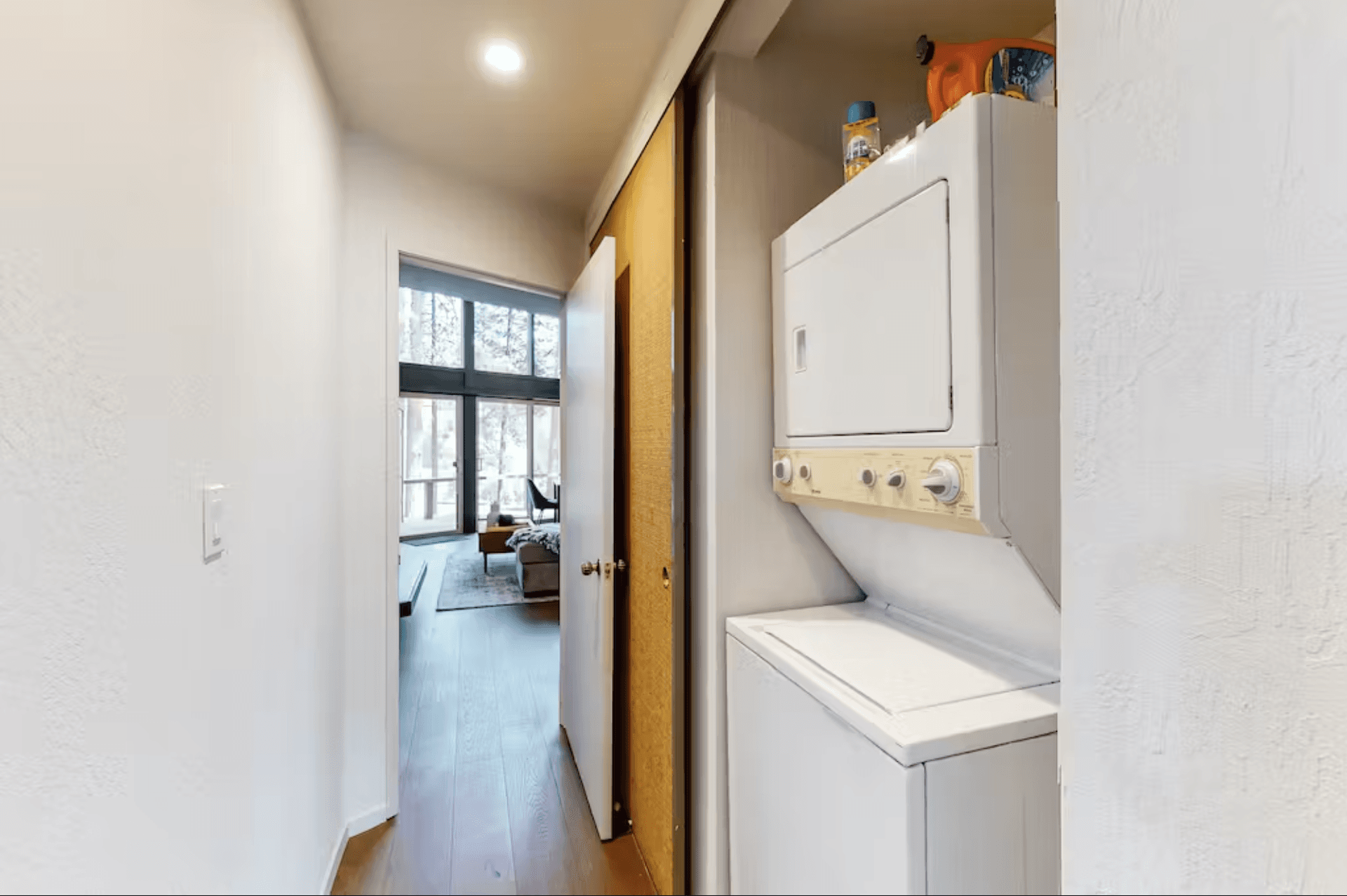 Among the Trees Home - Image 10