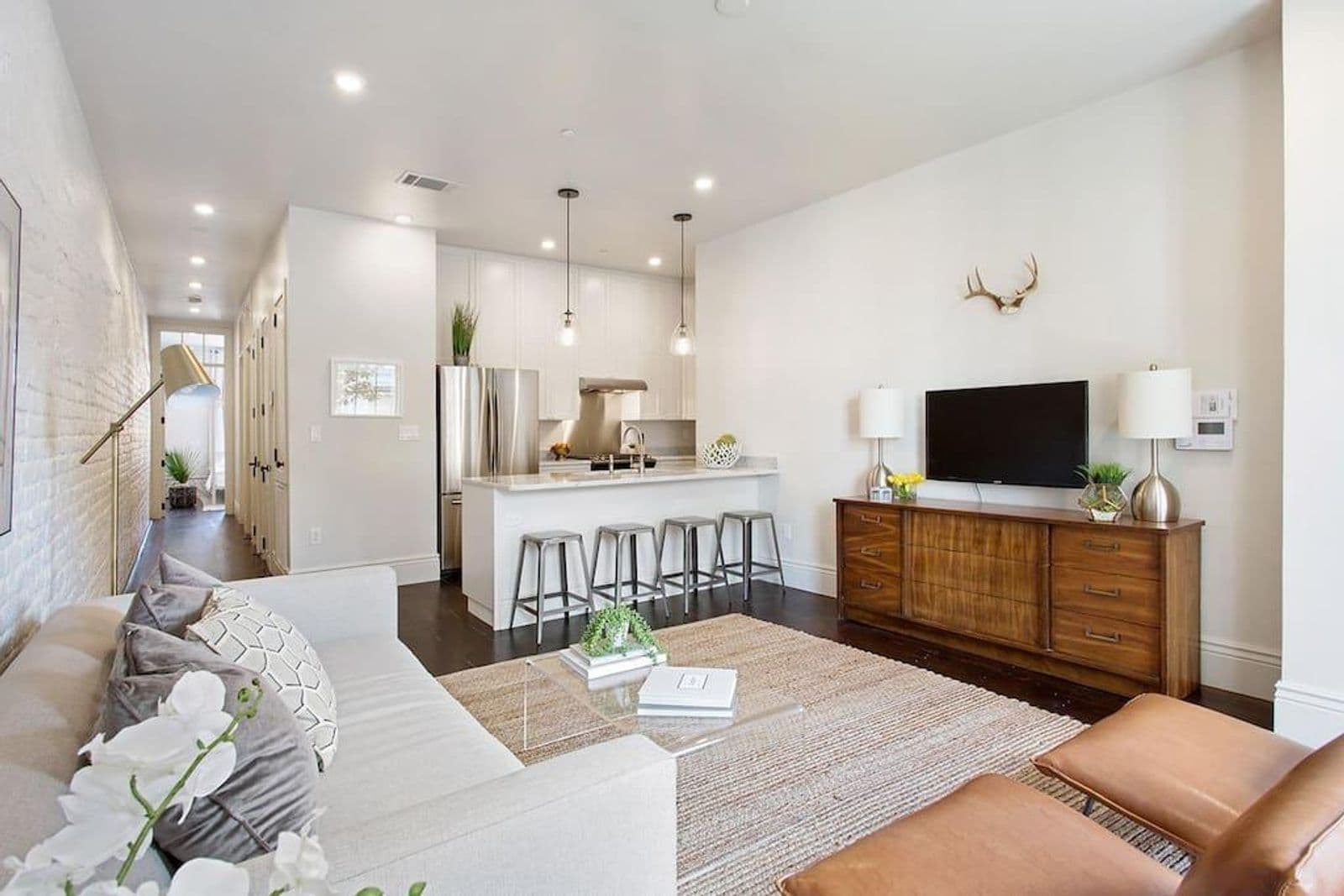 Lagniappe Lodge - Image 2