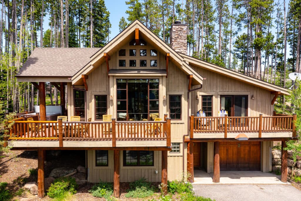 Full Moon House - Image 26