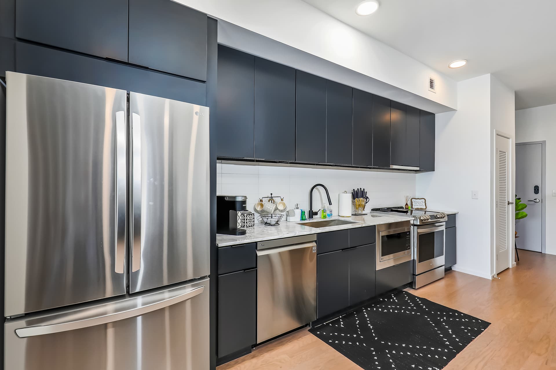 Kick Your Boots Off - Image 6