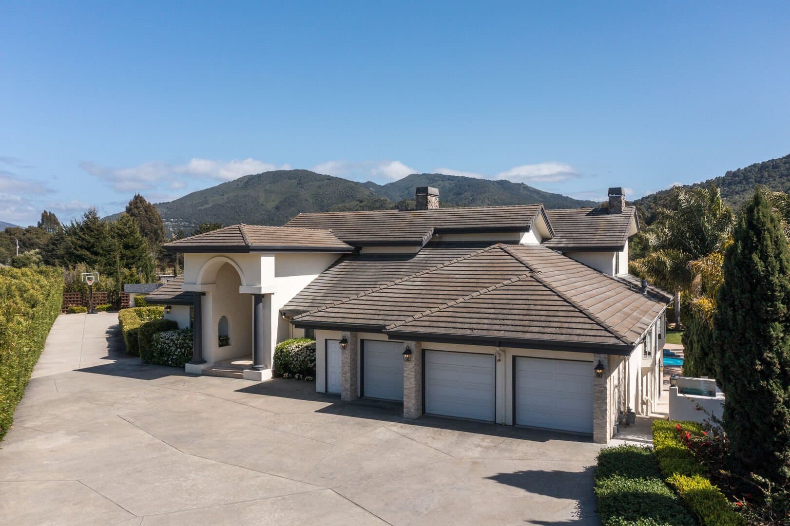 Cypress House - Image 4