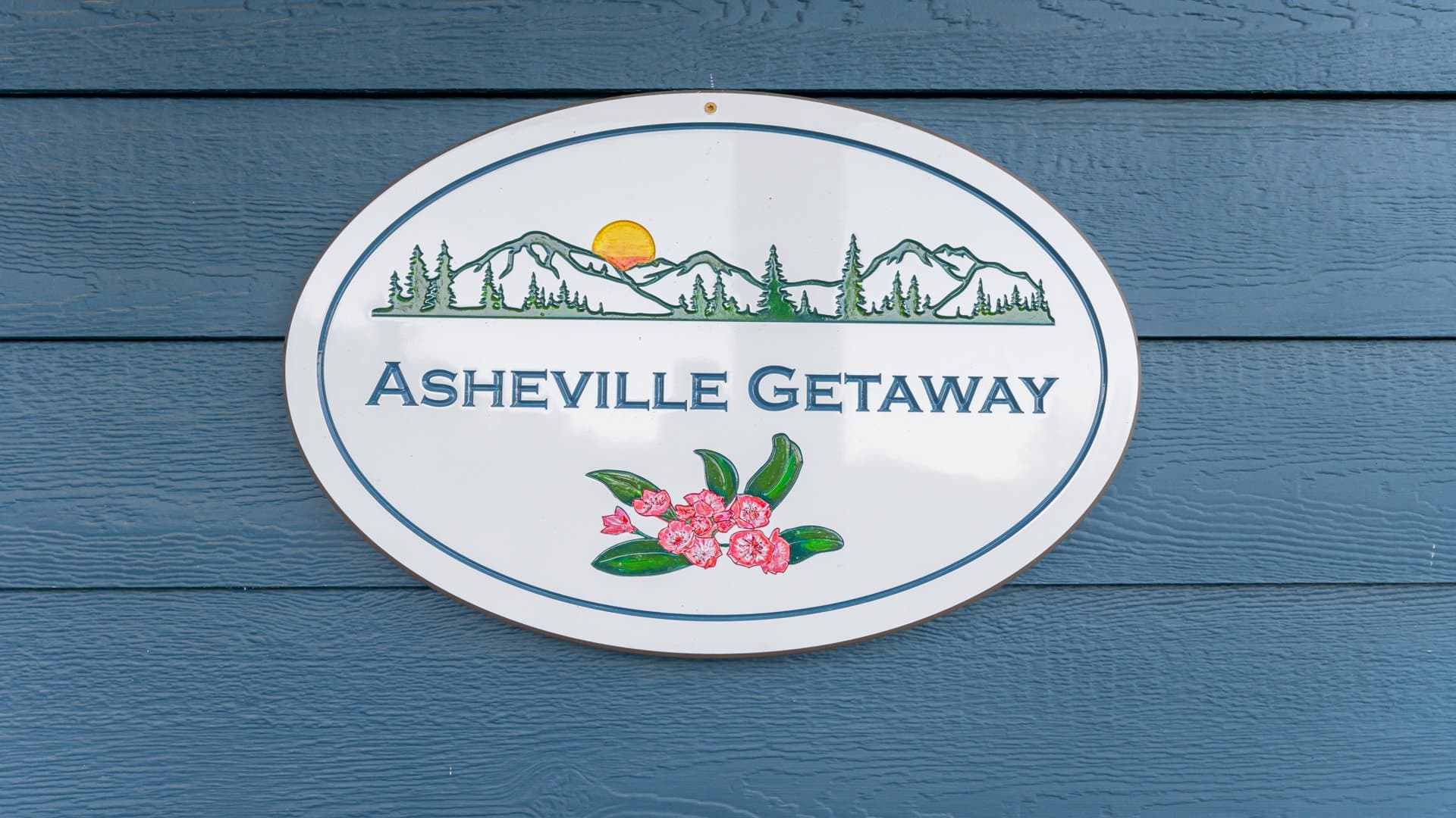 Asheville Getaway - Image 9
