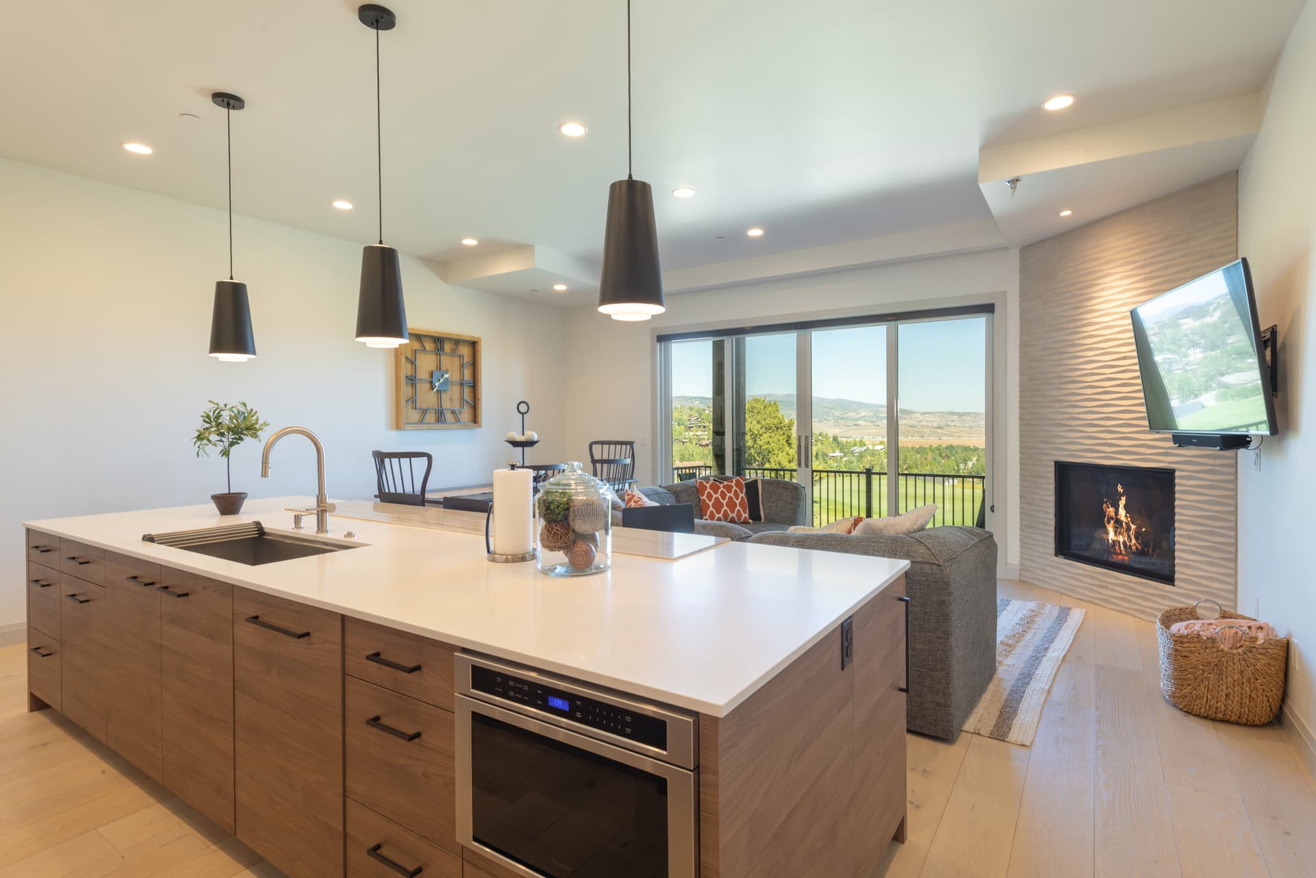 Juniper Residences #801 - Image 2