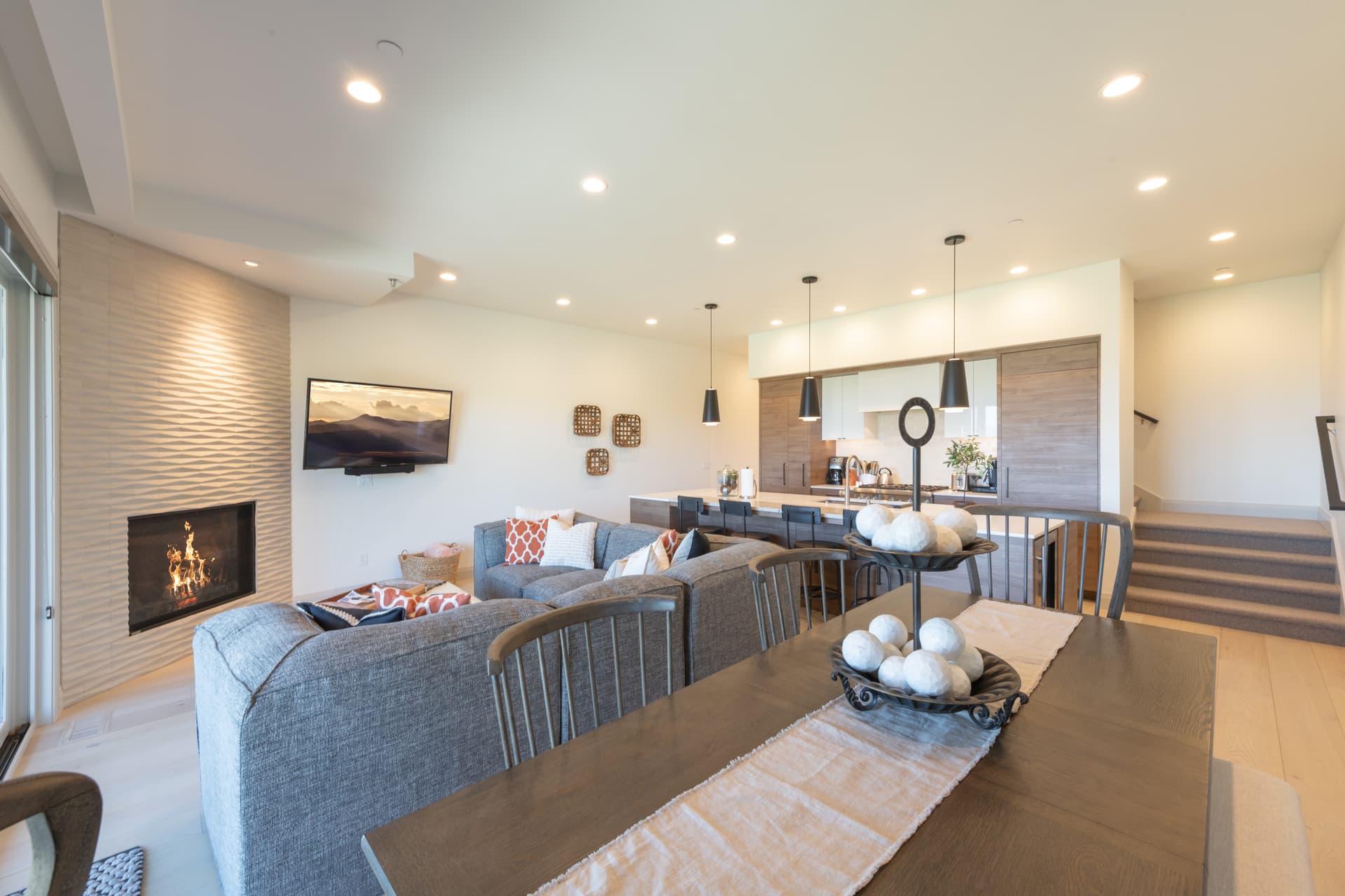 Juniper Residences #801 - Image 5