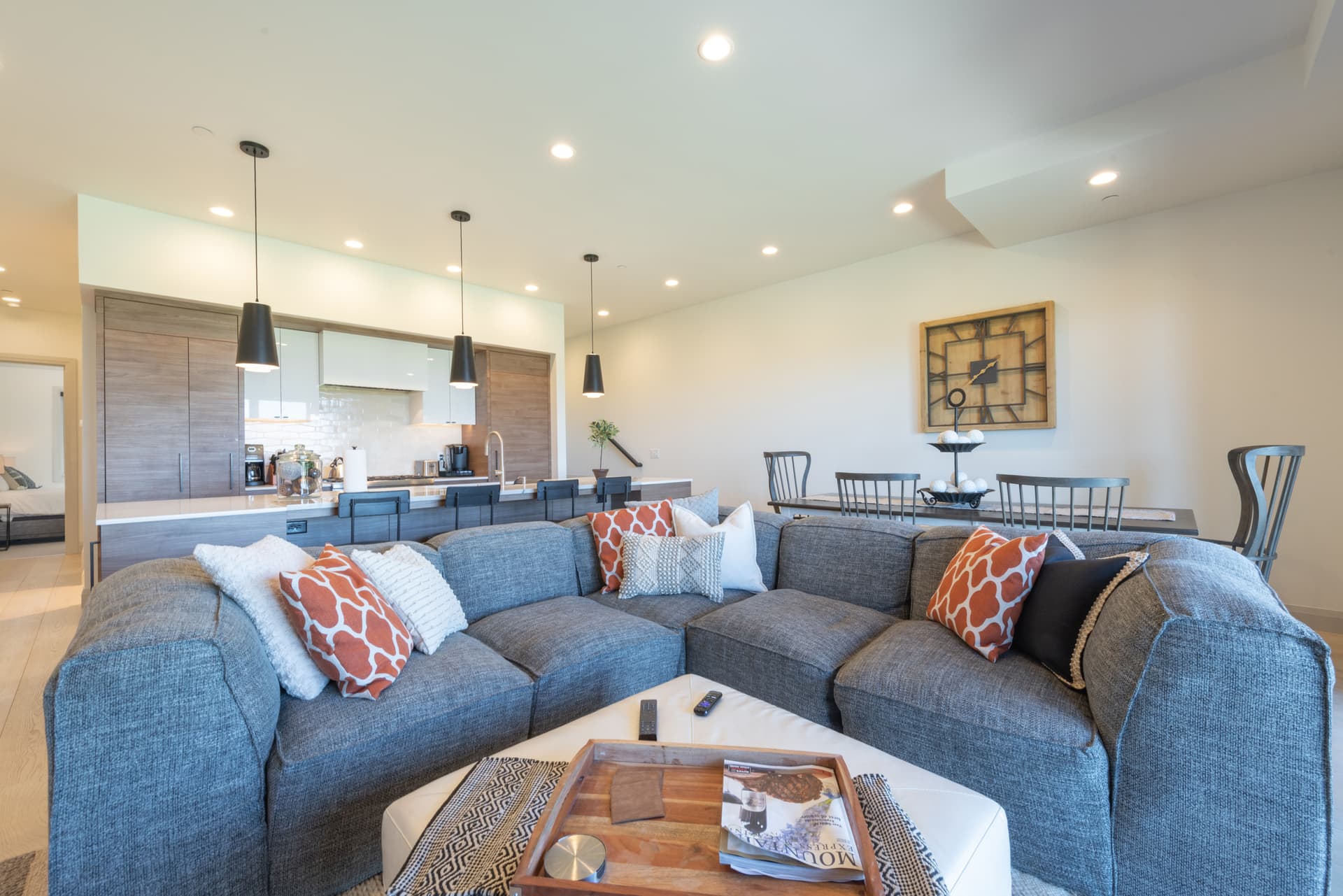 Juniper Residences #801 - Image 4