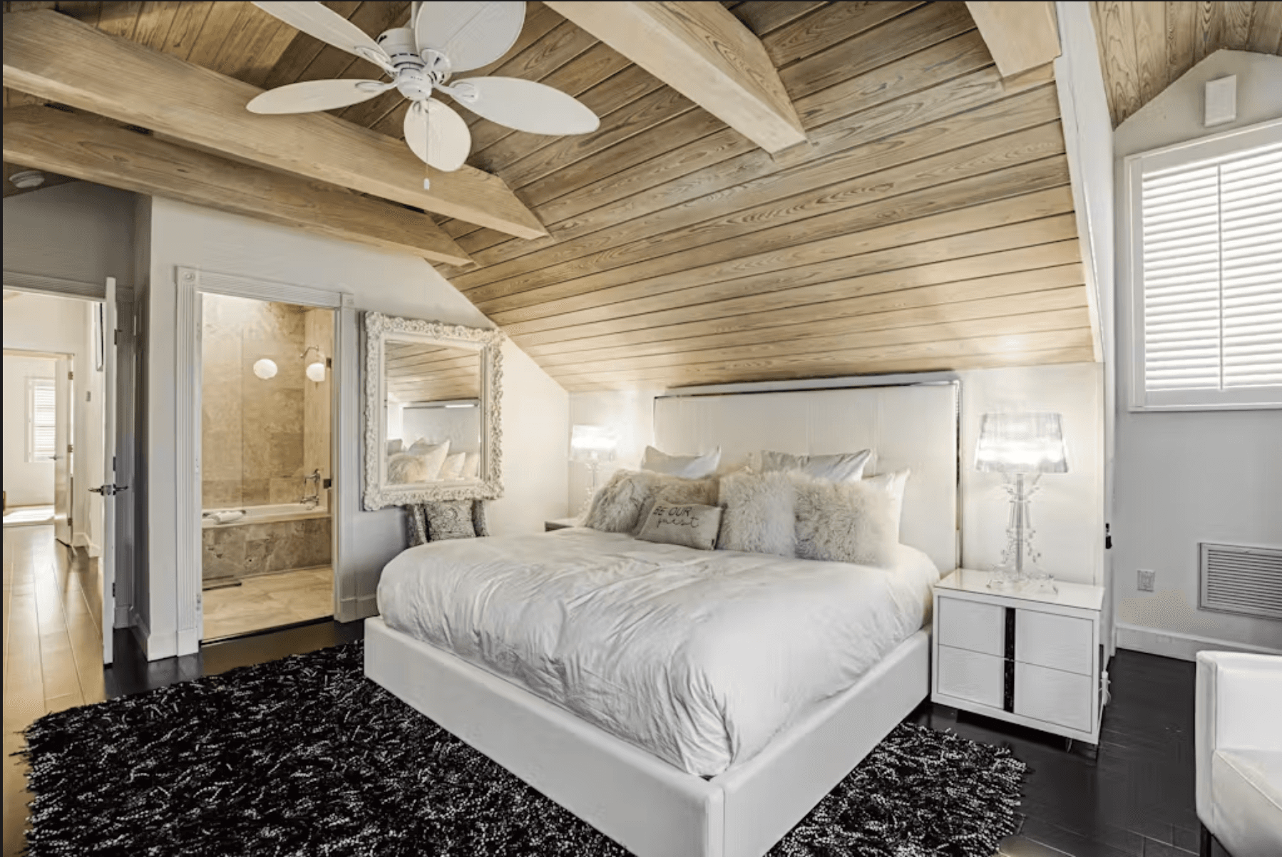 Villa of the Setting Sun - Image 27