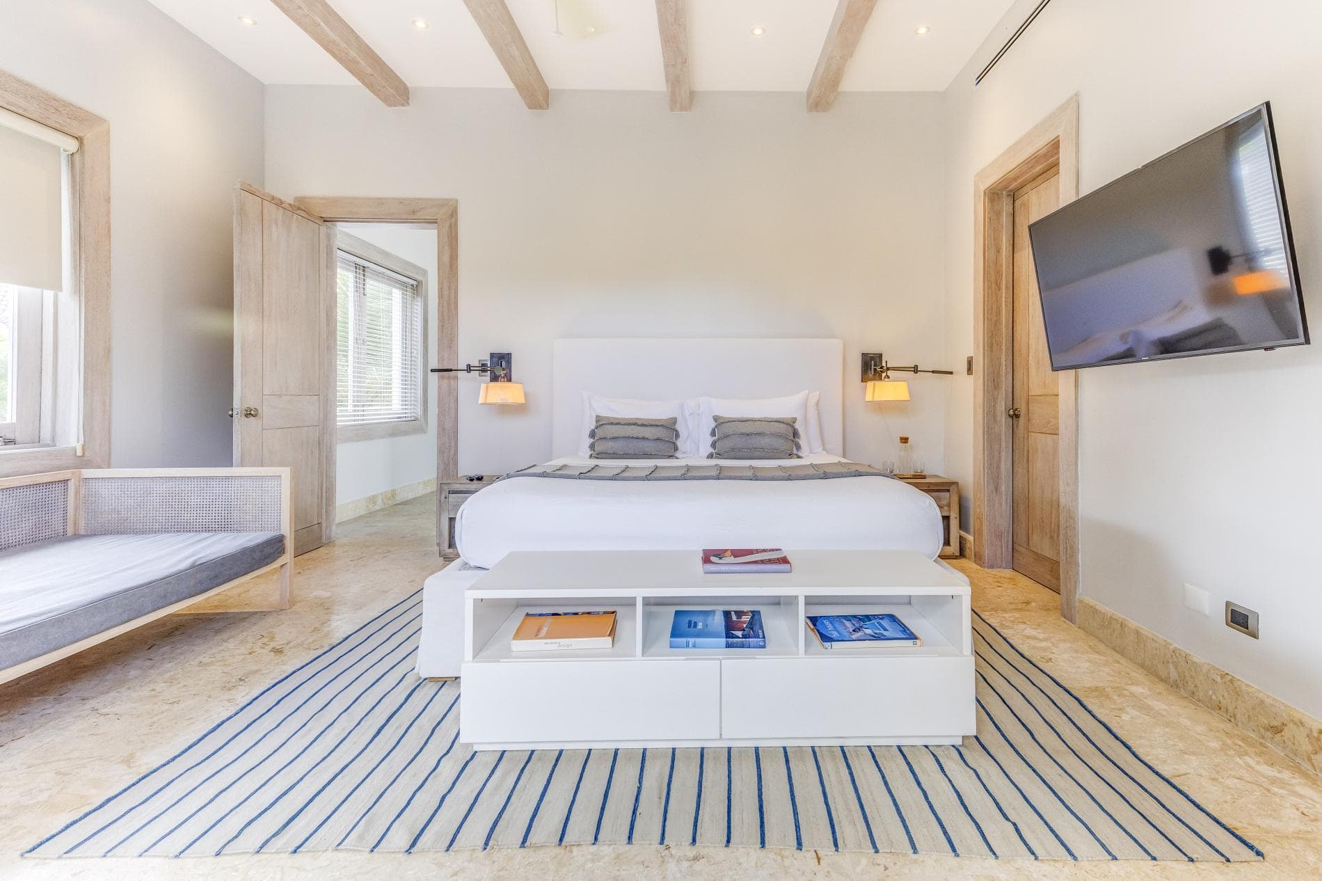 Royale Estate - Image 32