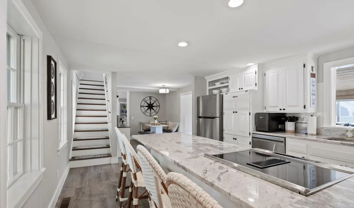 Jewel of the Miles - Image 4