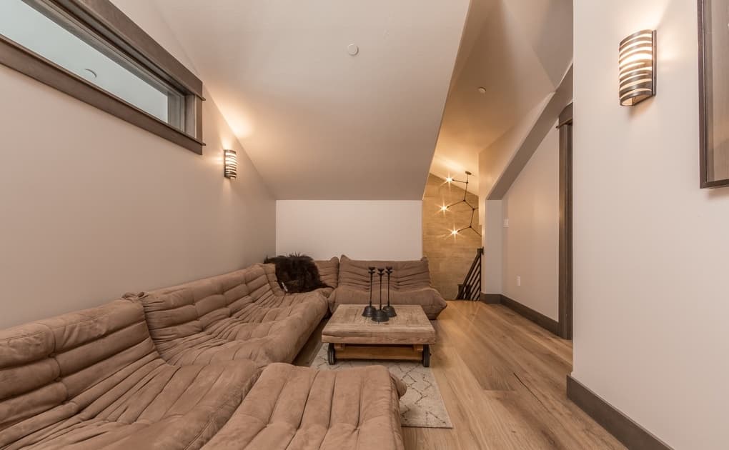 Black Eagle #22 - Image 17