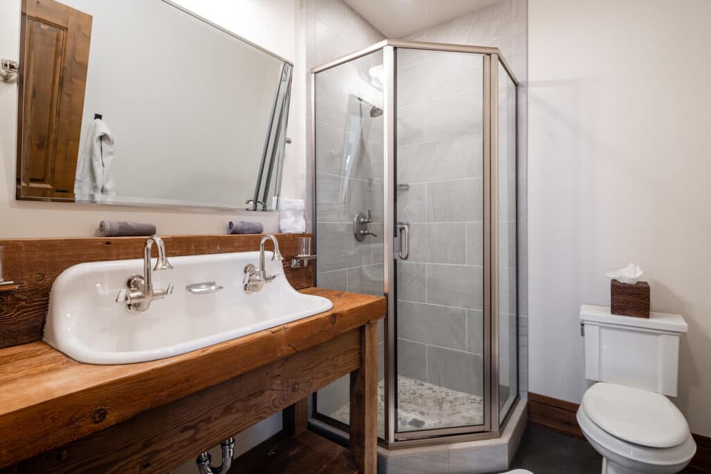 Spur Road Villa - Image 44