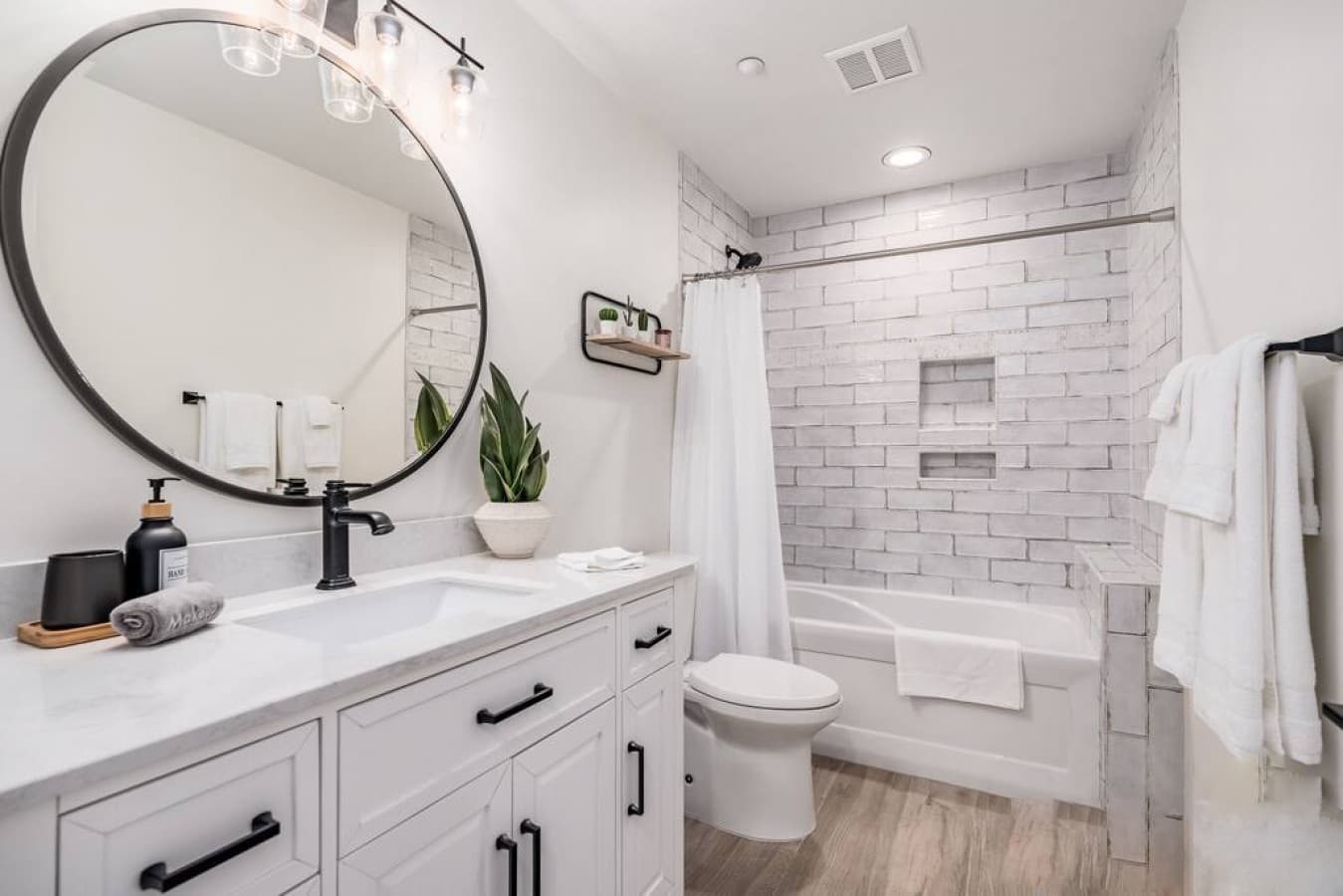 Desert Cove - Image 40