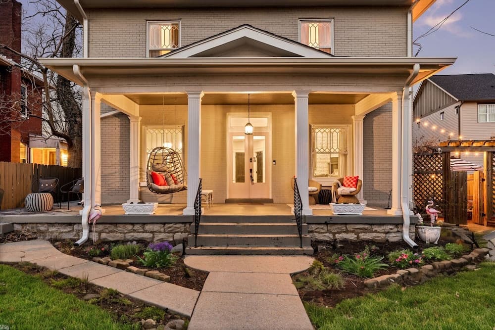 Southern Elegance - Image 42