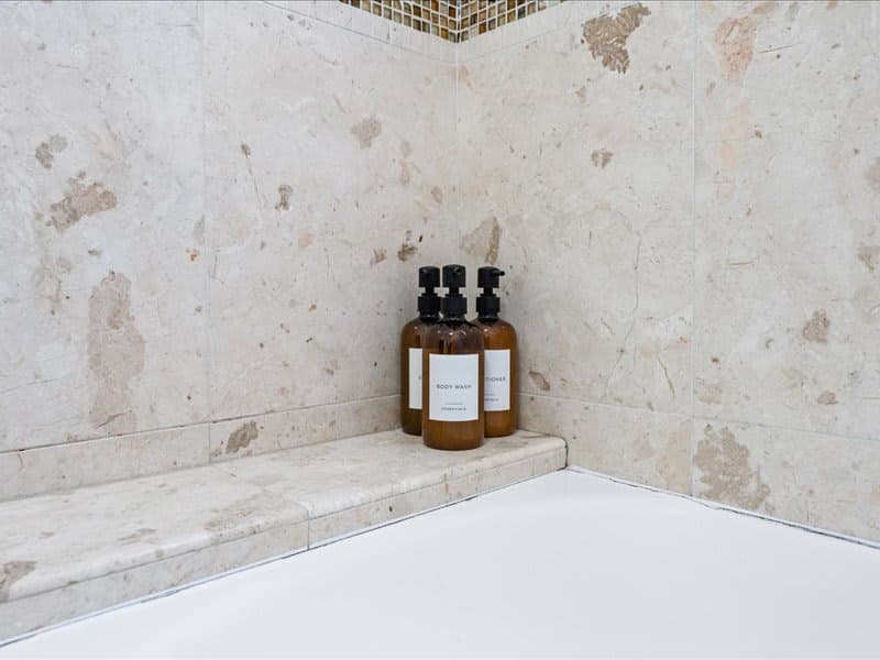 River Peninsula - Image 34