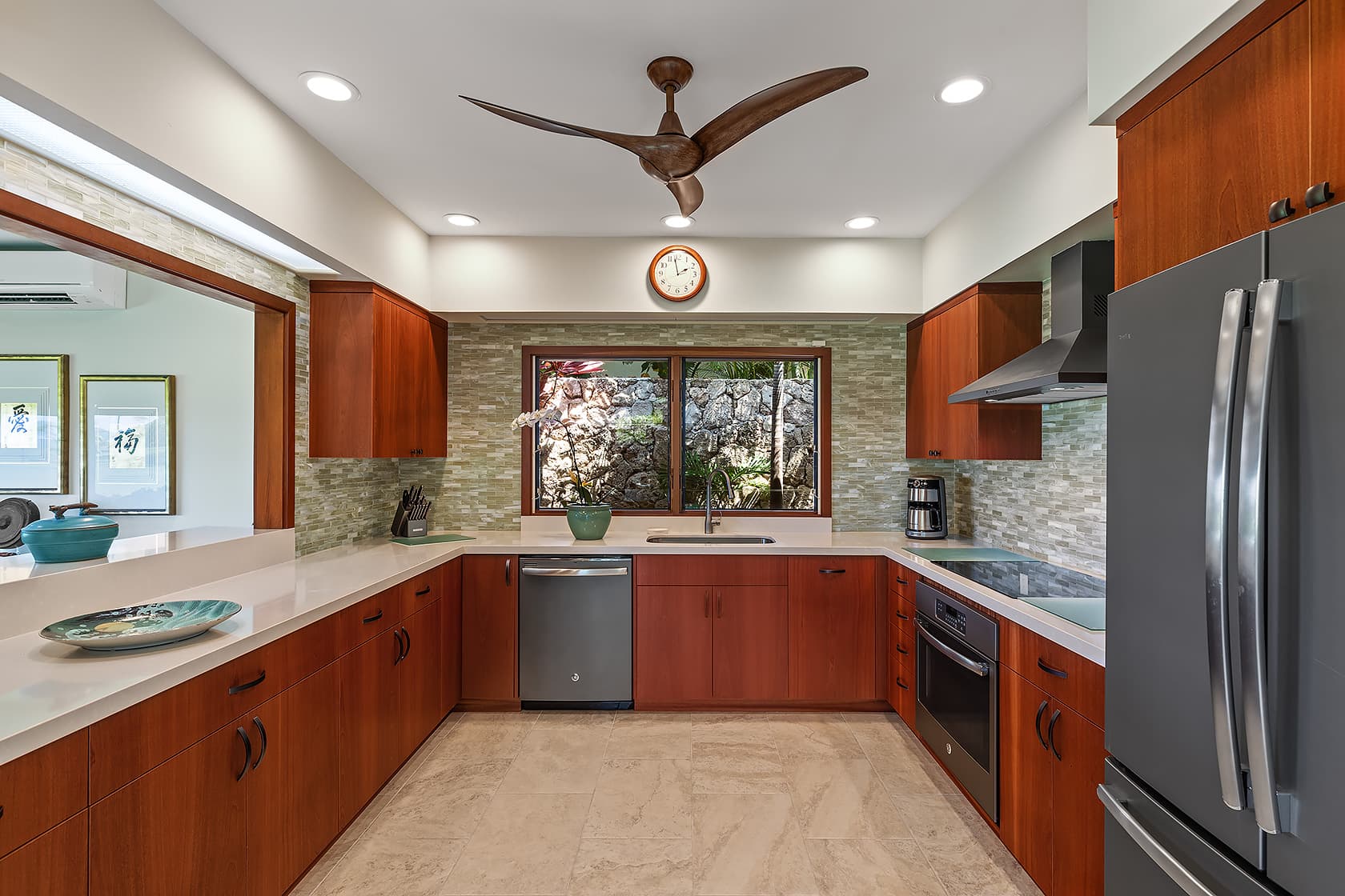 Kailua Shore Estate - Image 12