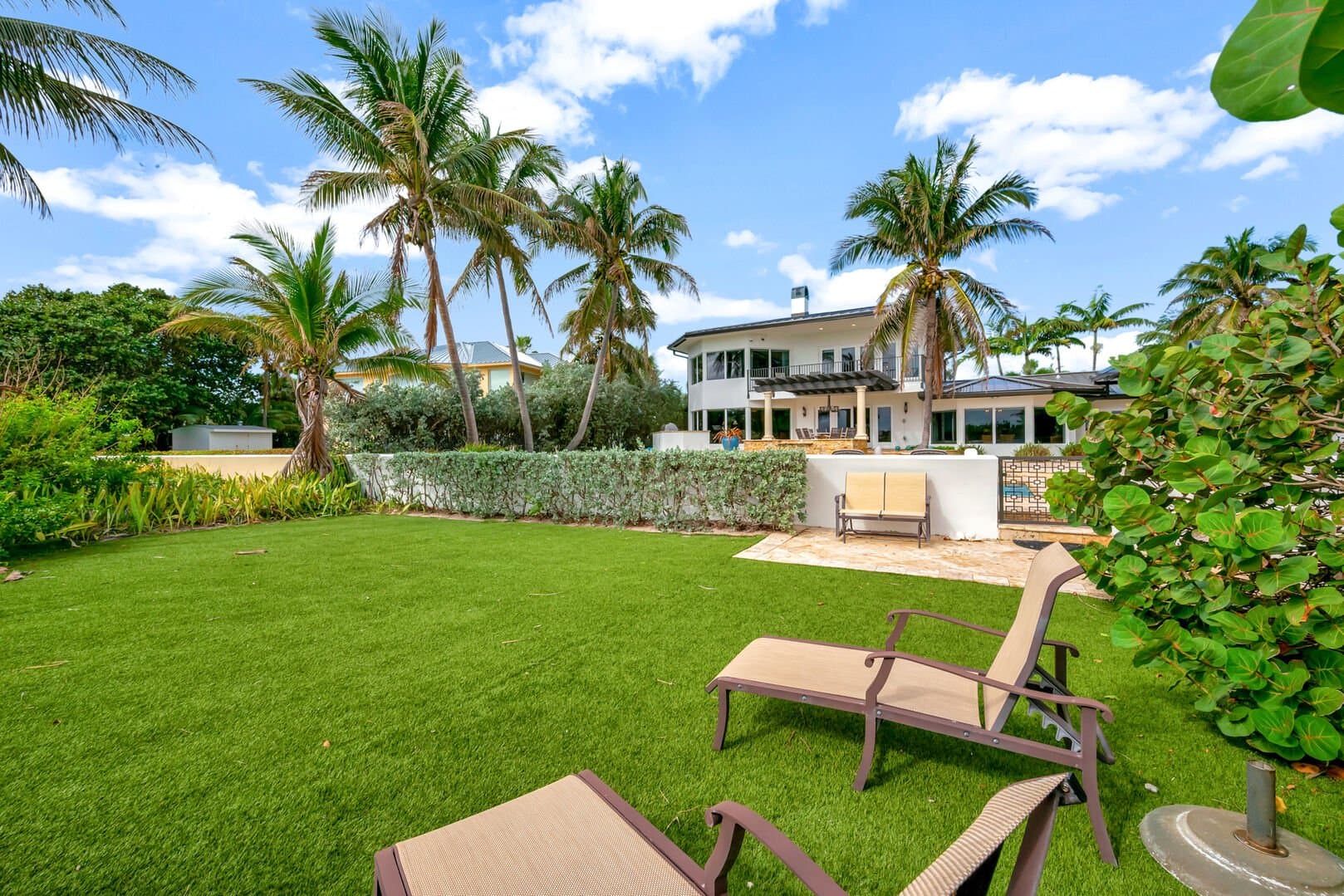 Oceanfront Estate - Image 38