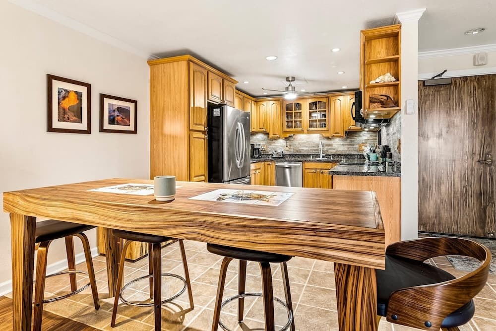 Keauhou Punahele #E-102 - Image 5