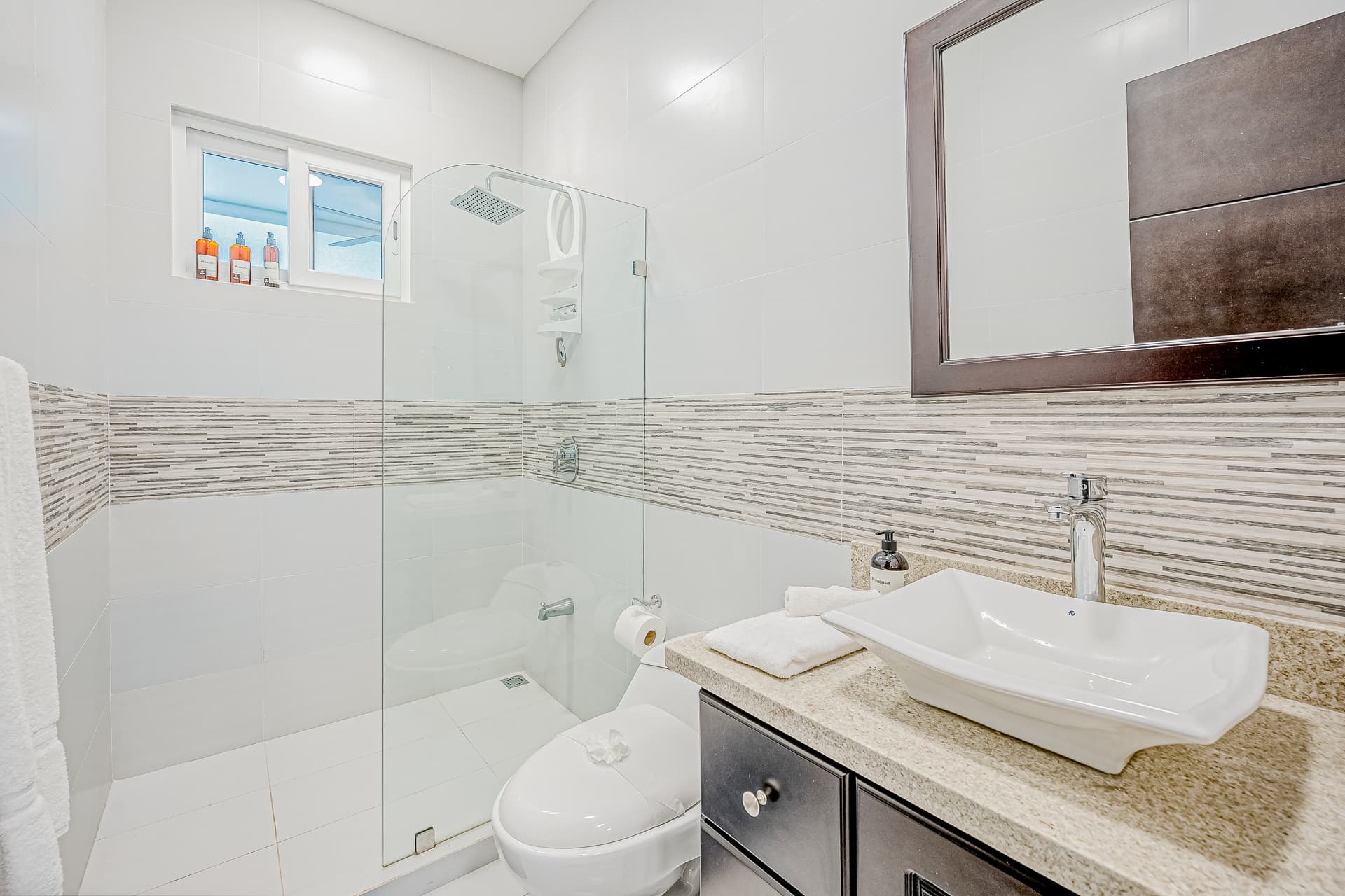 Jacarandas Home - Image 10