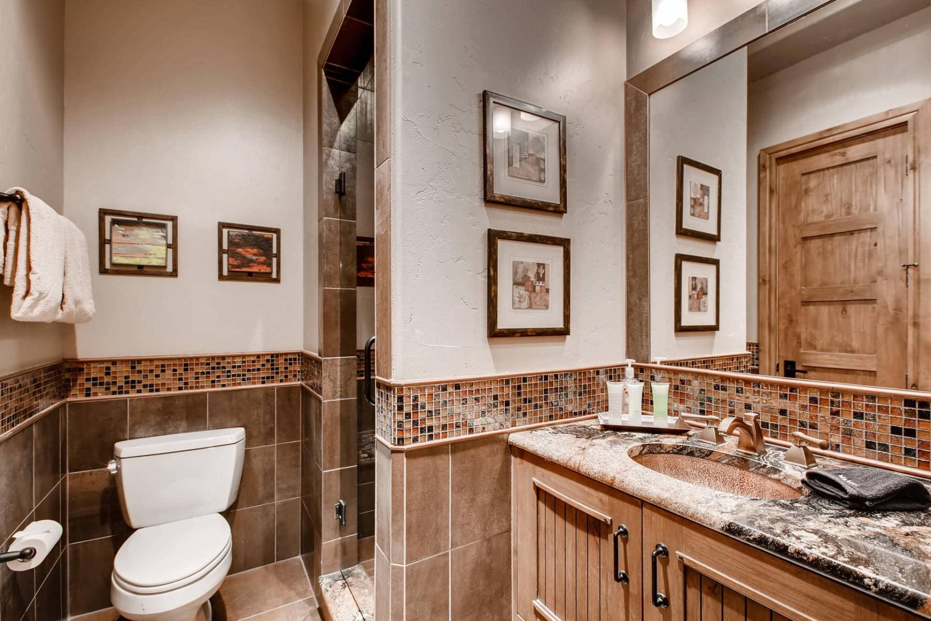 Warming Hut - Image 40