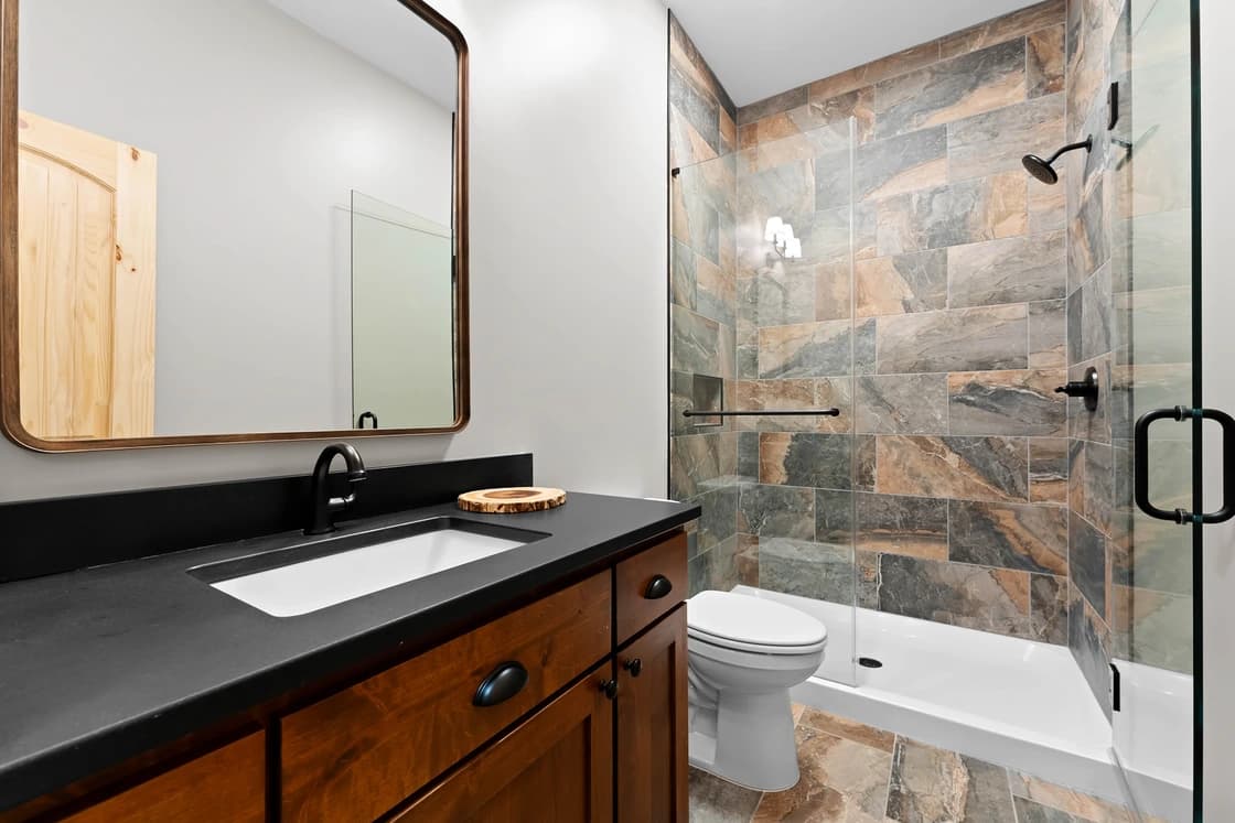 Black Bear Lodge - Image 39