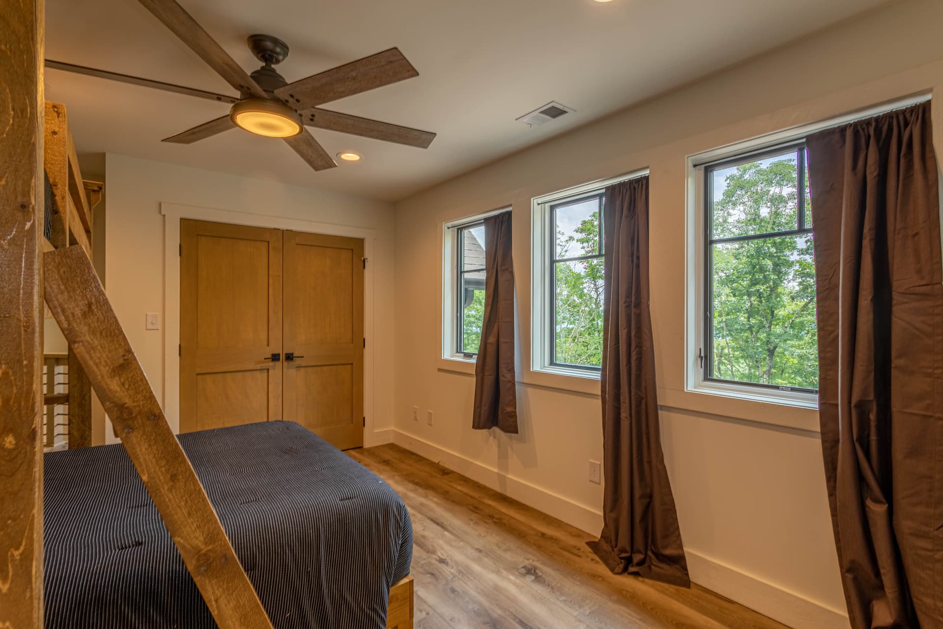 Knotty by Nature at Eagles Nest - Image 22