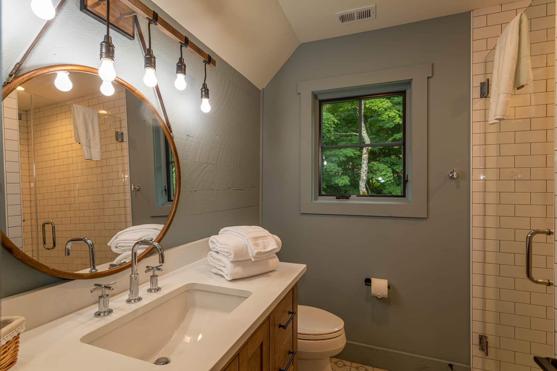 Knotty by Nature at Eagles Nest - Image 23