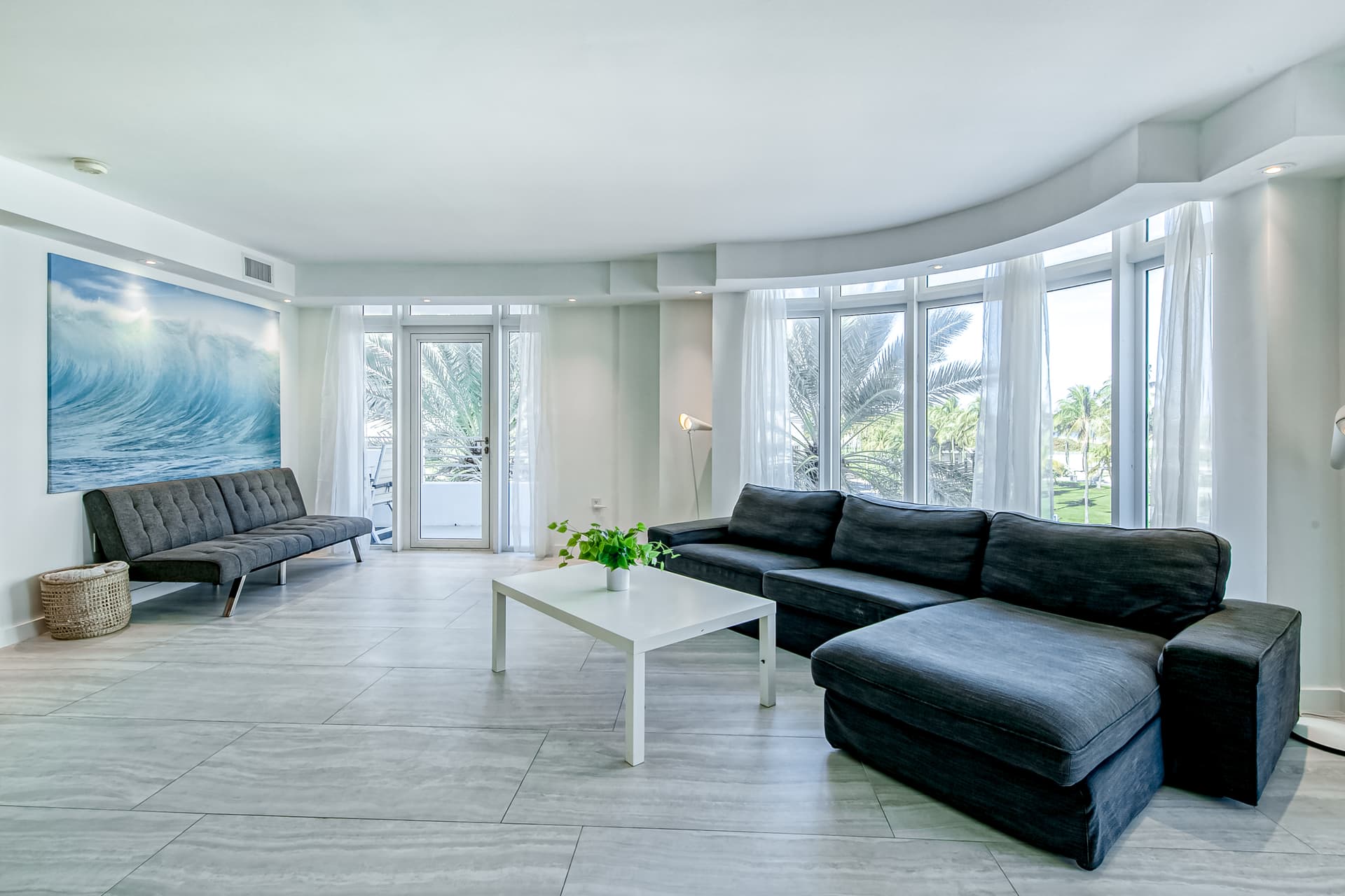Heart of Sobe Residence - Image 2