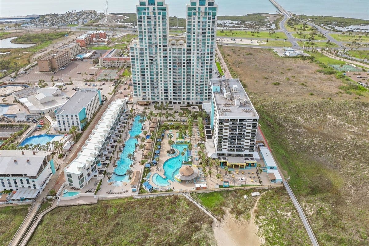 Sapphire Residence - Image 31