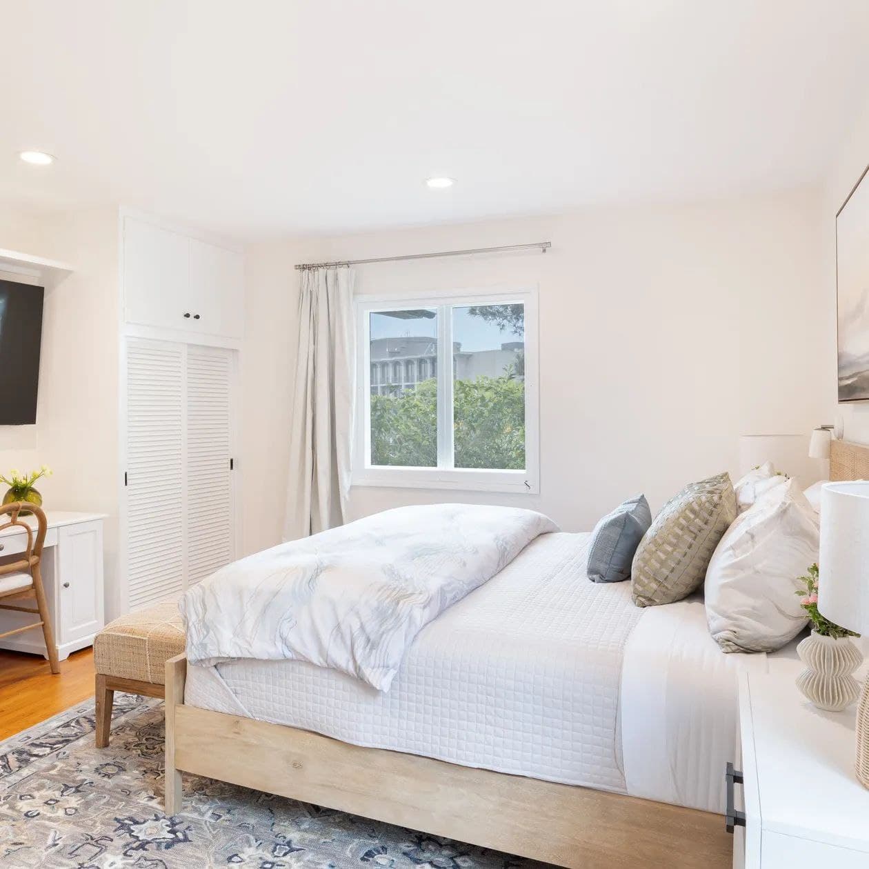 La Jolla Living - Image 19