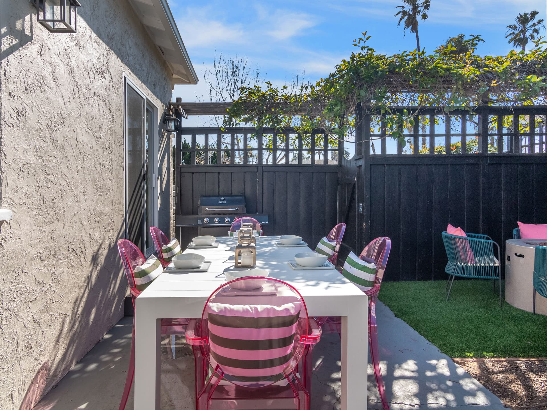 OB Bungalow Villa - Image 3