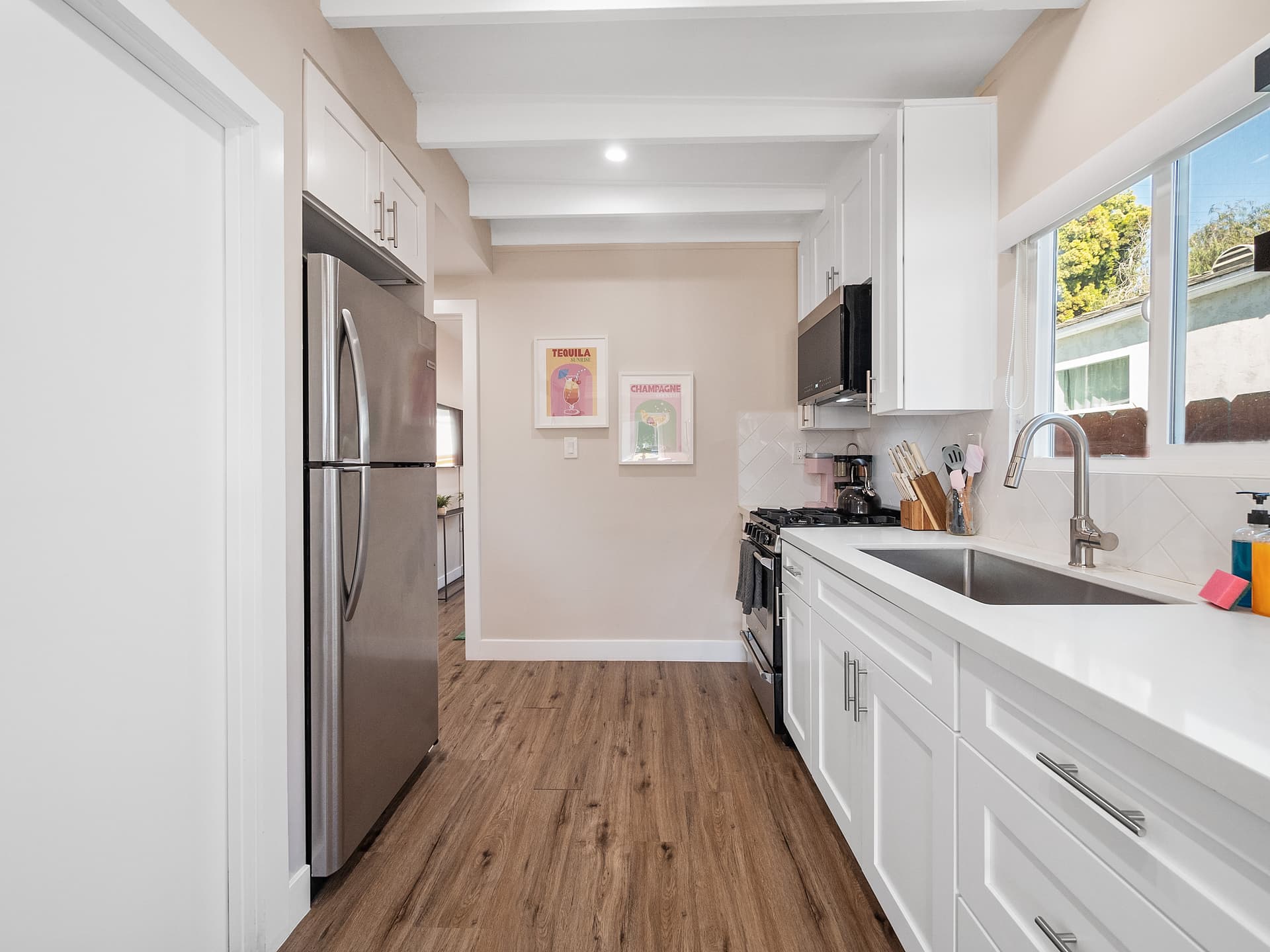 OB Bungalow Villa - Image 23