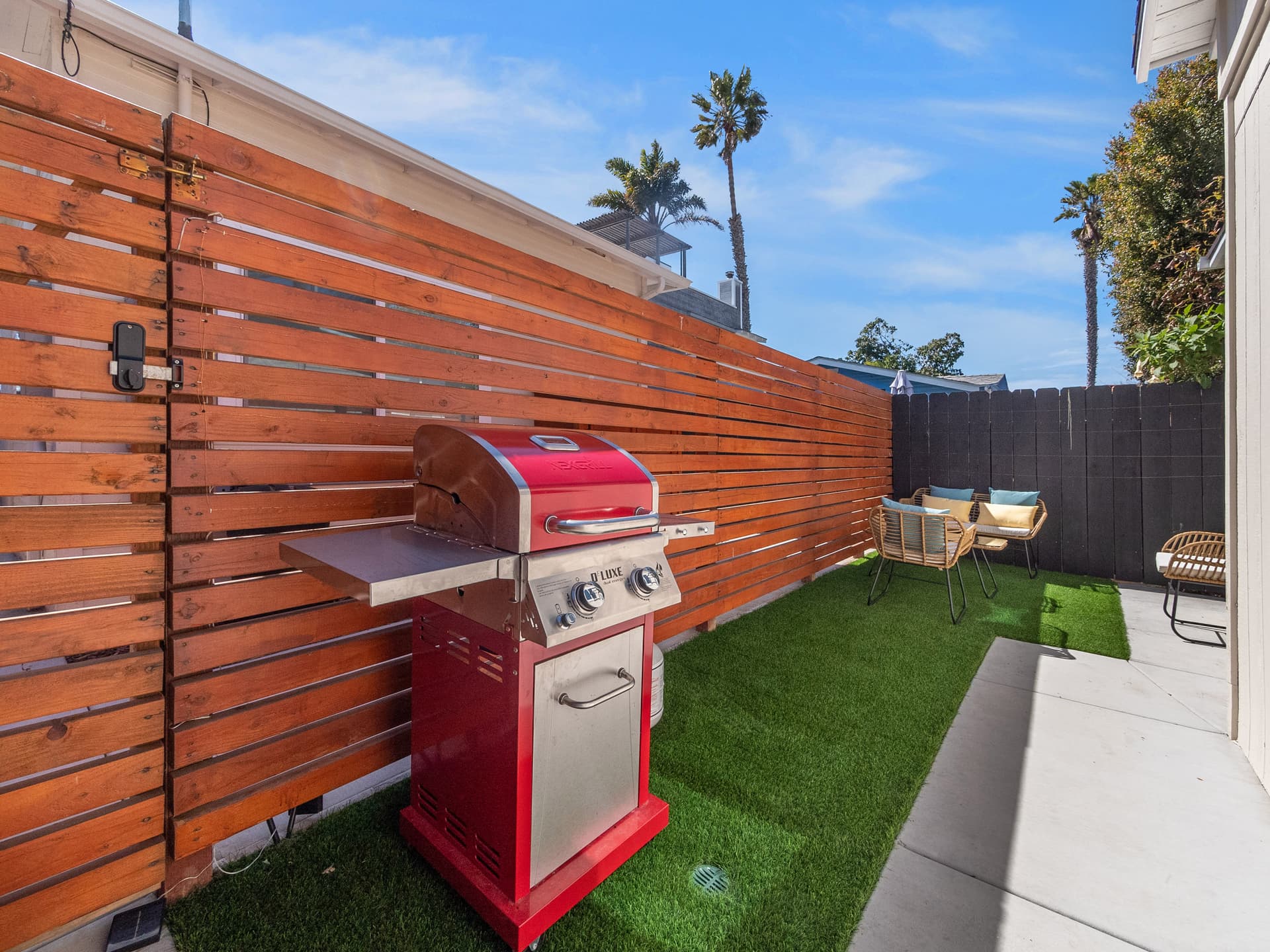 OB Bungalow Villa - Image 20