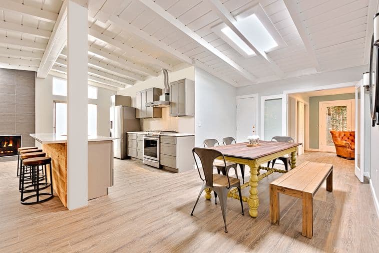 Majestic Shores Villa - Image 4