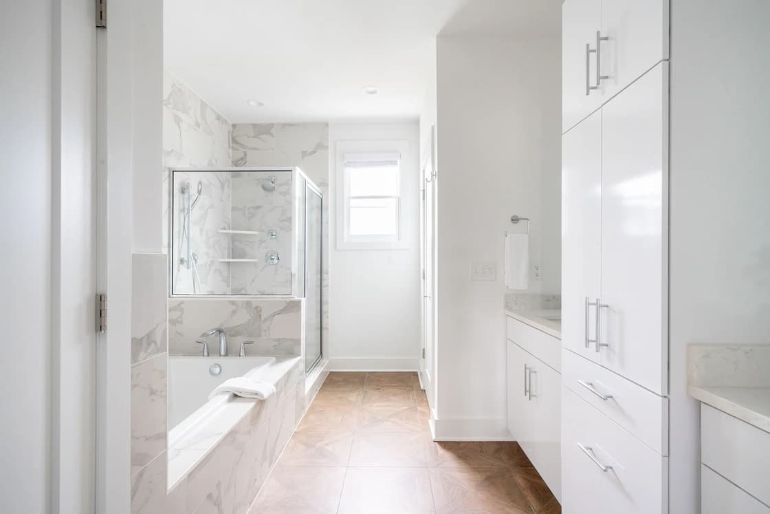 Dottie, Loretta & Lambert - Image 5