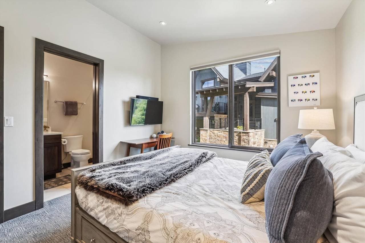 Chateau Breck - Image 27