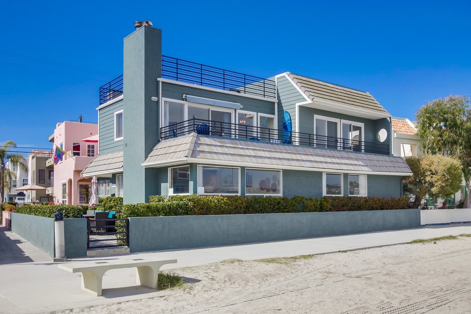 Beach Haven House - Image 2